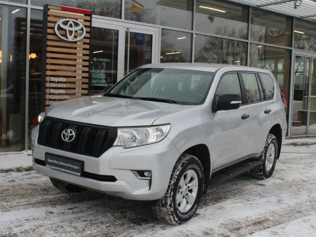 Toyota Land Cruiser Vierwielaandrijving Basis