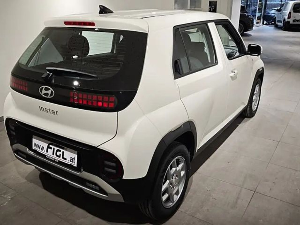 Hyundai INSTER