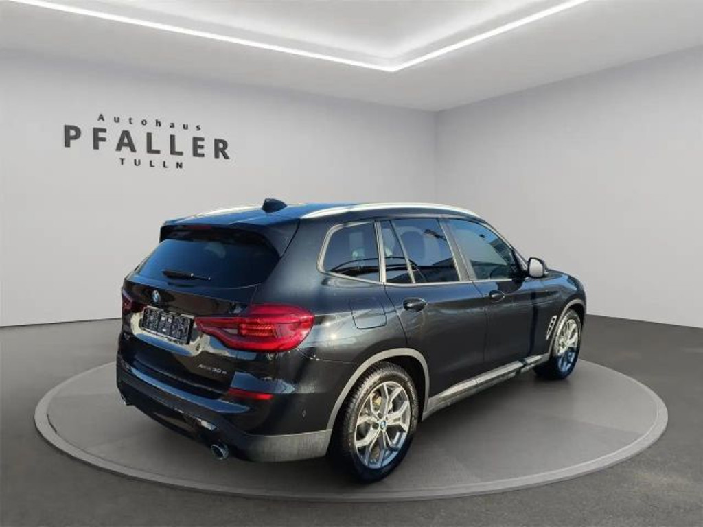BMW X3 xDrive30e