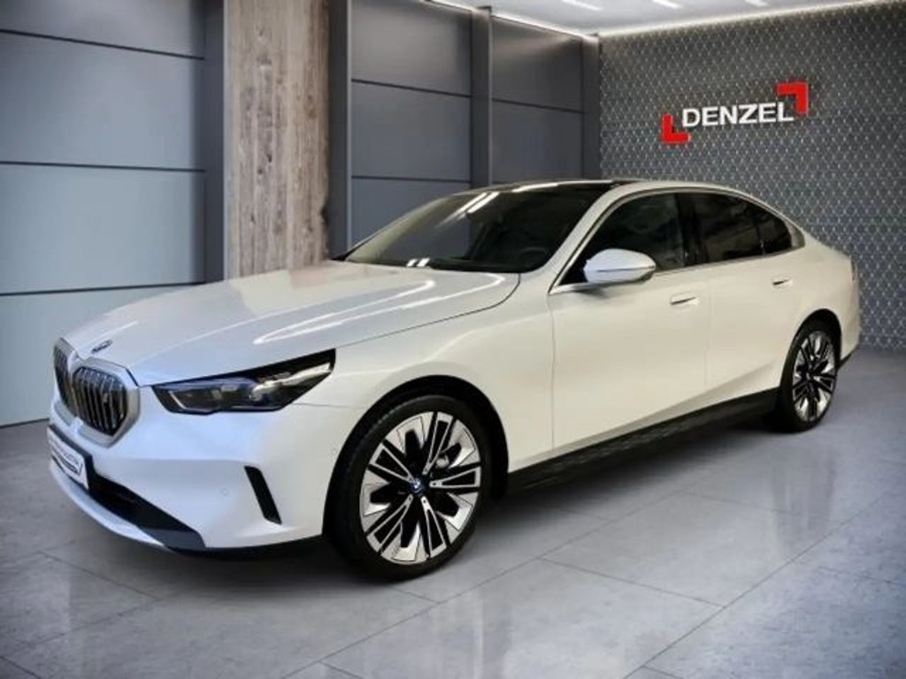 BMW i5 Sedan eDrive40