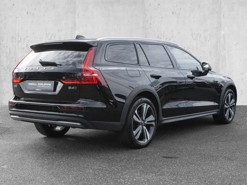 Volvo V60 Cross Country