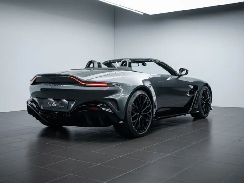 Aston Martin Vantage