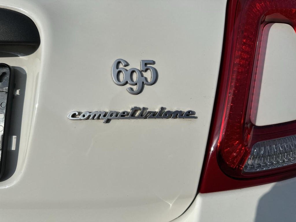 Abarth 695