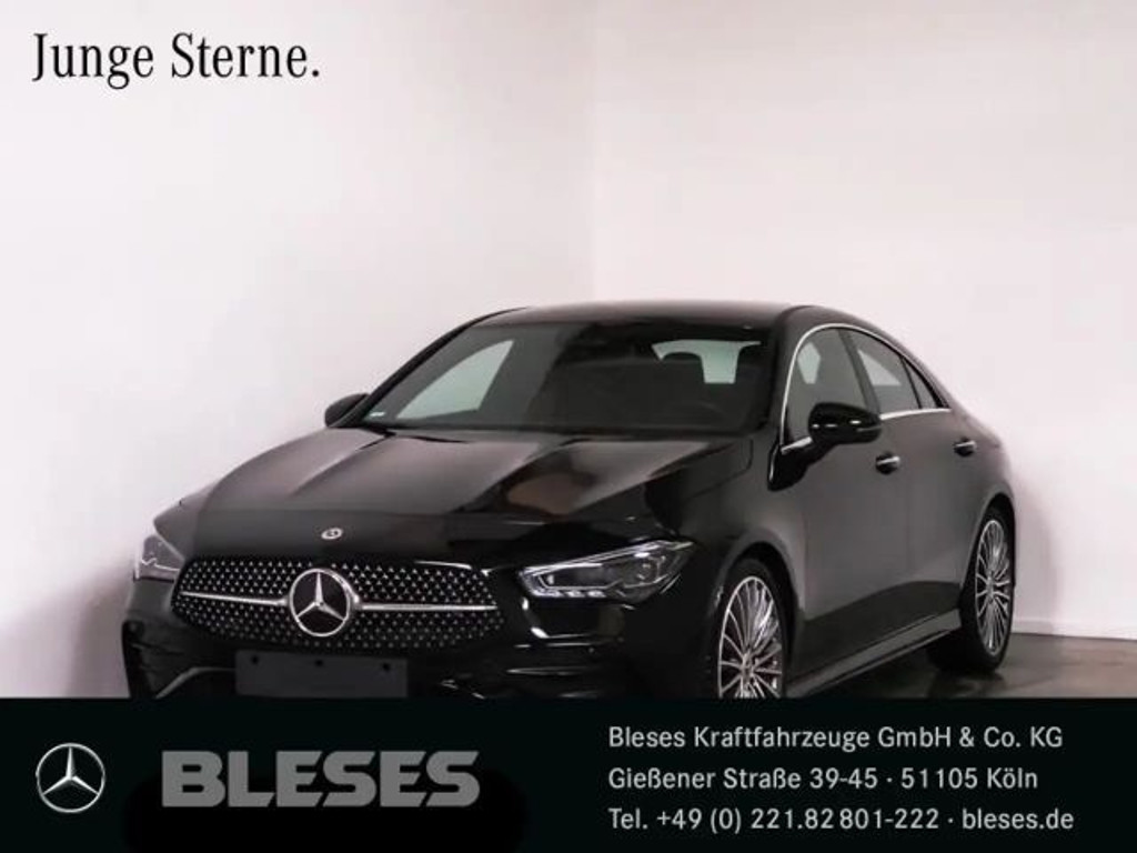 Mercedes-Benz CLA-Klasse CLA 200 AMG Line Coupé Premium
