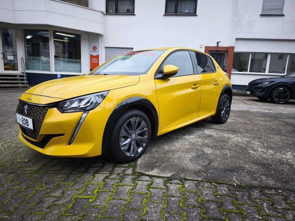 Peugeot e-208