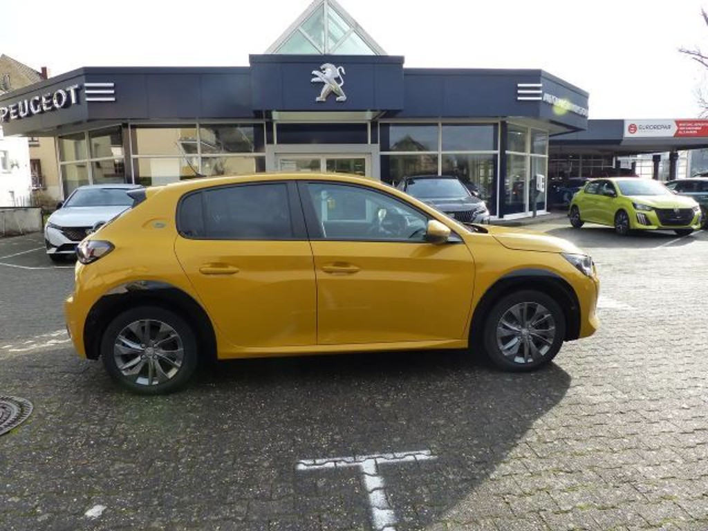 Peugeot e-208