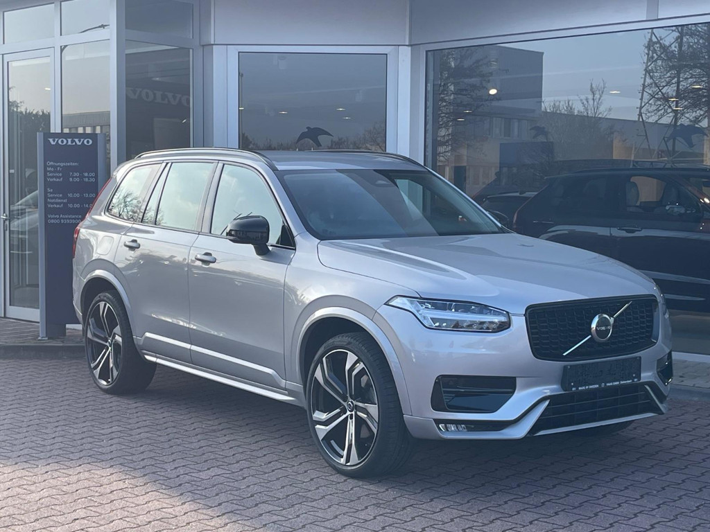 Volvo XC90 AWD Plus Dark