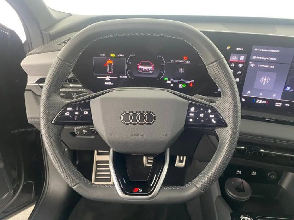Audi Q6 e-tron
