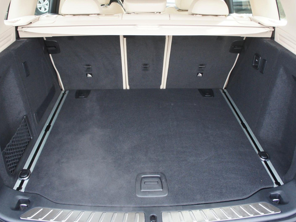 BMW X3 xDrive Advantage pakket