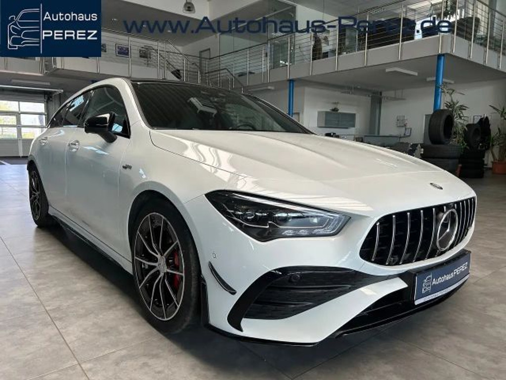 Mercedes-Benz CLA-Klasse CLA 35 AMG AMG Line Premium