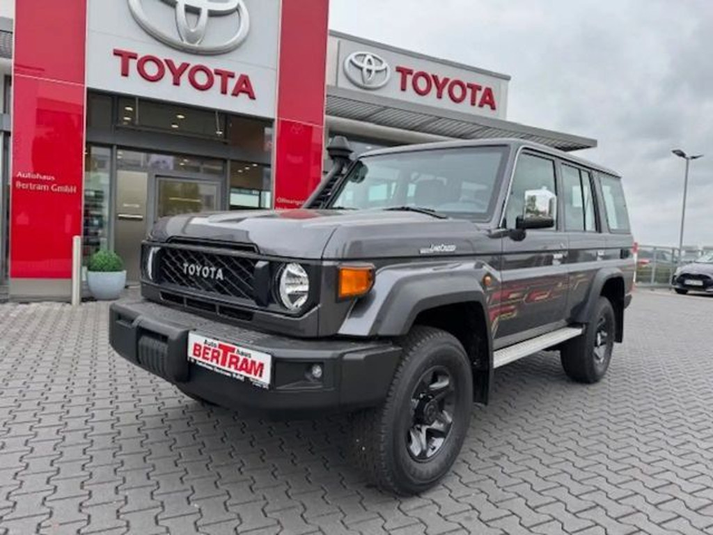 Toyota Land Cruiser GRJ76-VX LIM