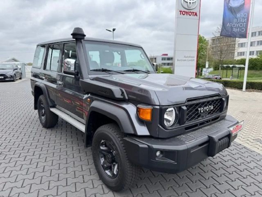Toyota Land Cruiser