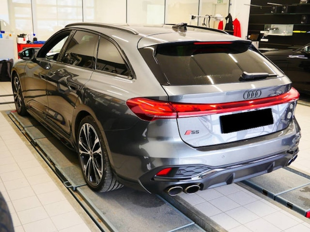 Audi S5