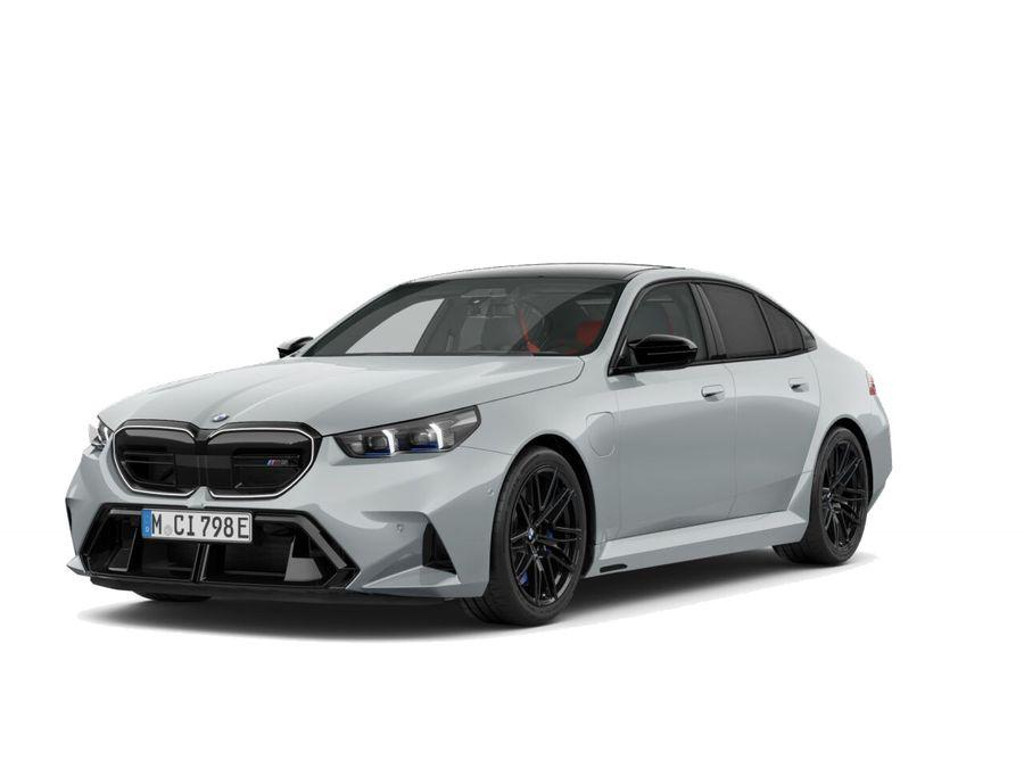 BMW M5 Sedan