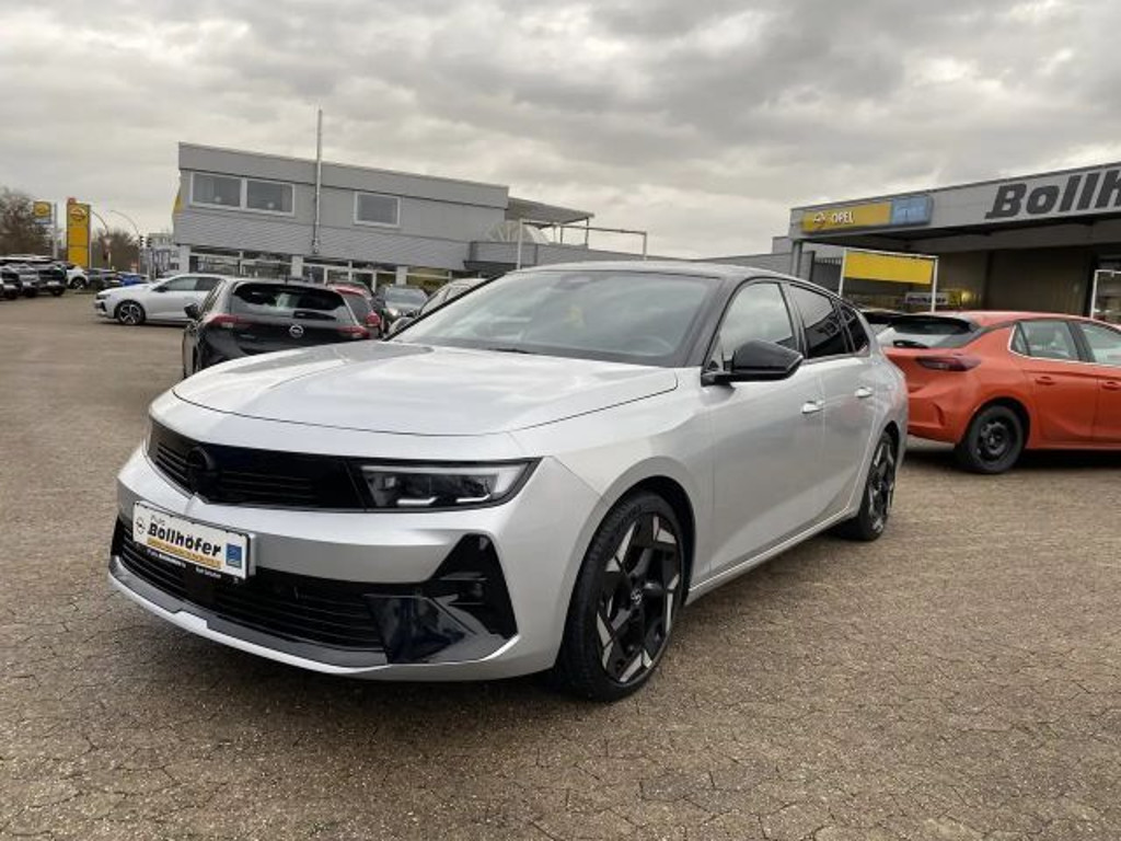 Opel Astra Sports Tourer GSe