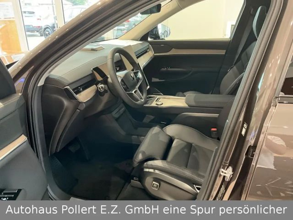 Volvo EX90