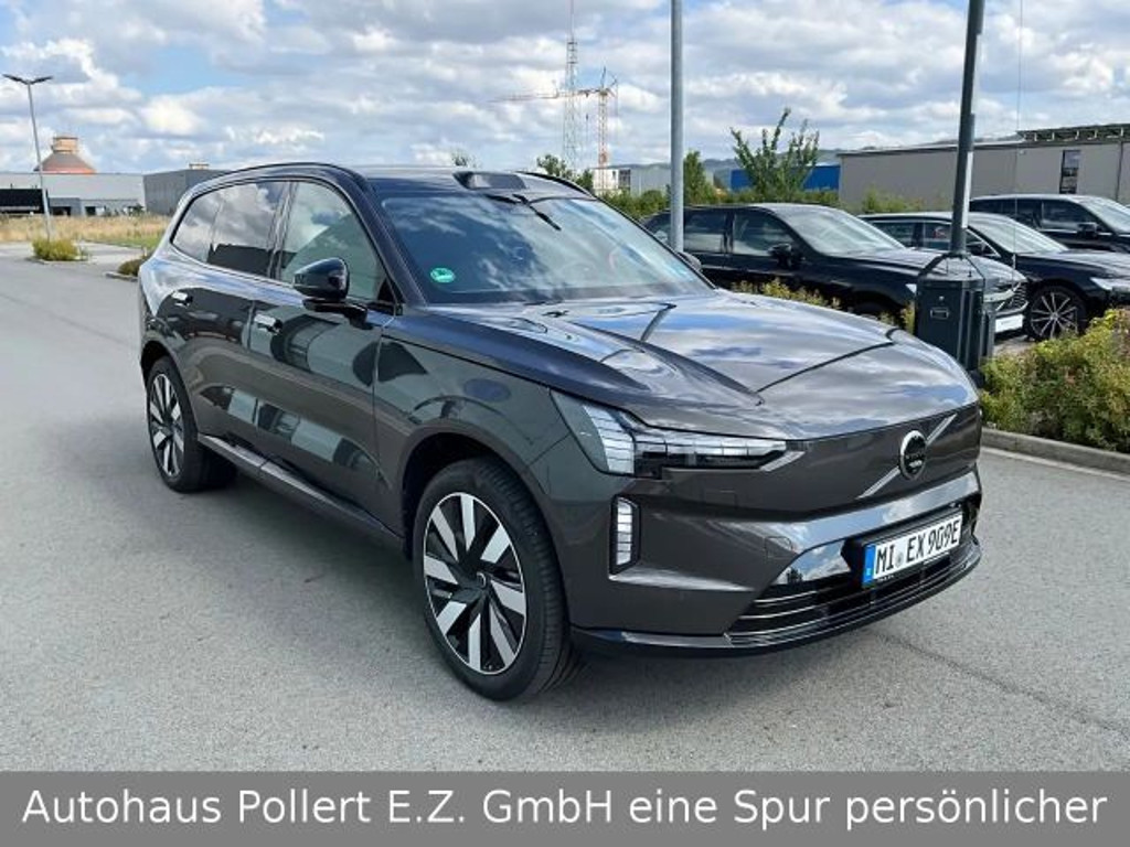 Volvo EX90