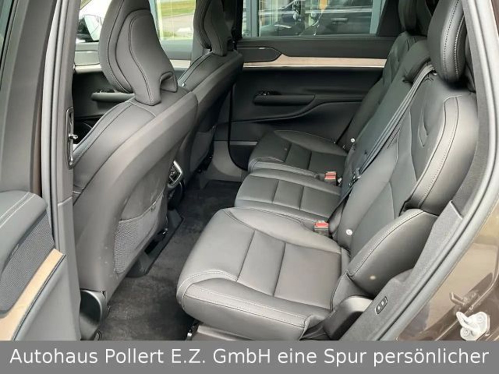 Volvo EX90