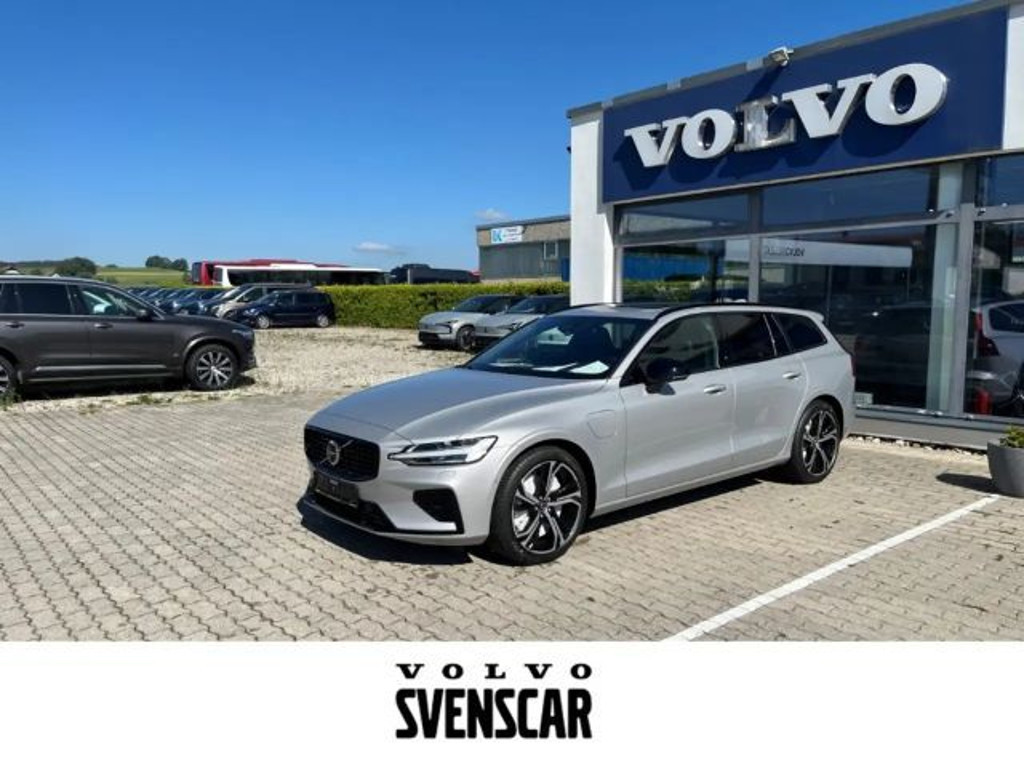 Volvo V60 AWD T6 Hybrid Twin Engine Recharge Plus Dark