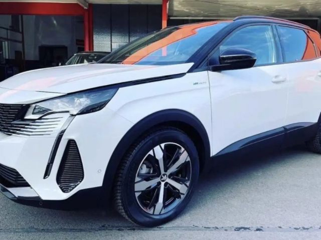 Peugeot 3008 GT-Line Hybrid4 EAT8