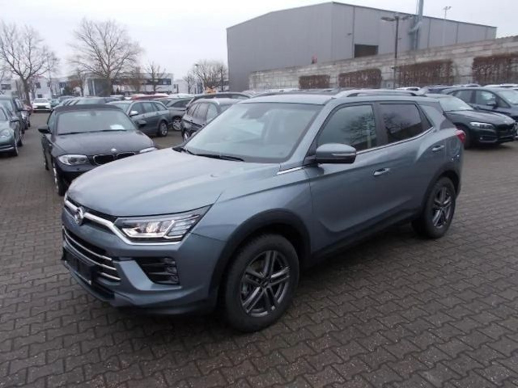 SsangYong Korando Style 1.5T 6 LED, Aluf. 18", zus. WR