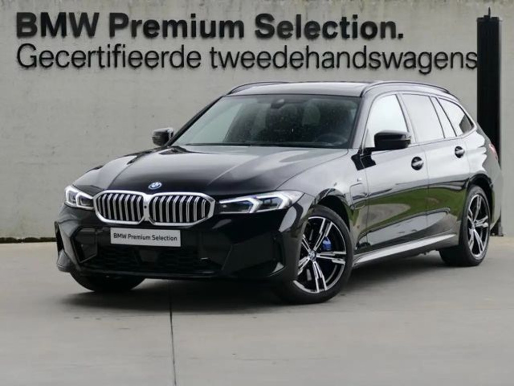 BMW 3 Serie 330 M-Sport xDrive Touring 330e