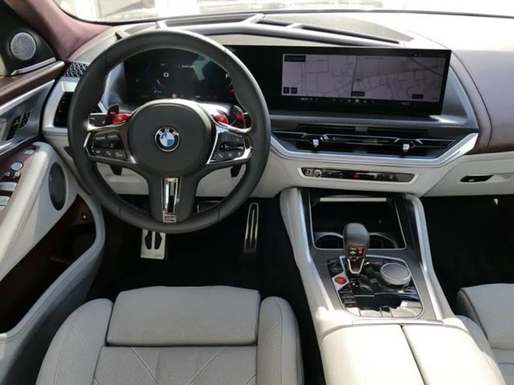BMW XM