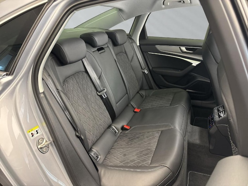 Audi S6 Sedan Quattro