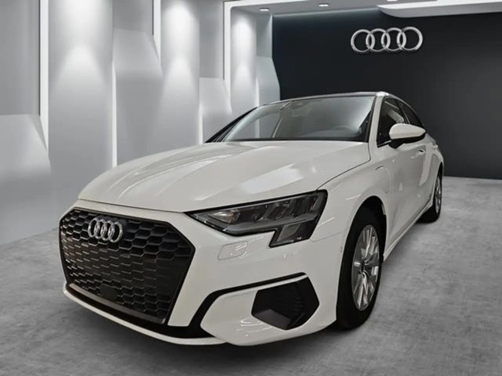 Audi A3 Sportback Sedan Hybride 40 TFSI