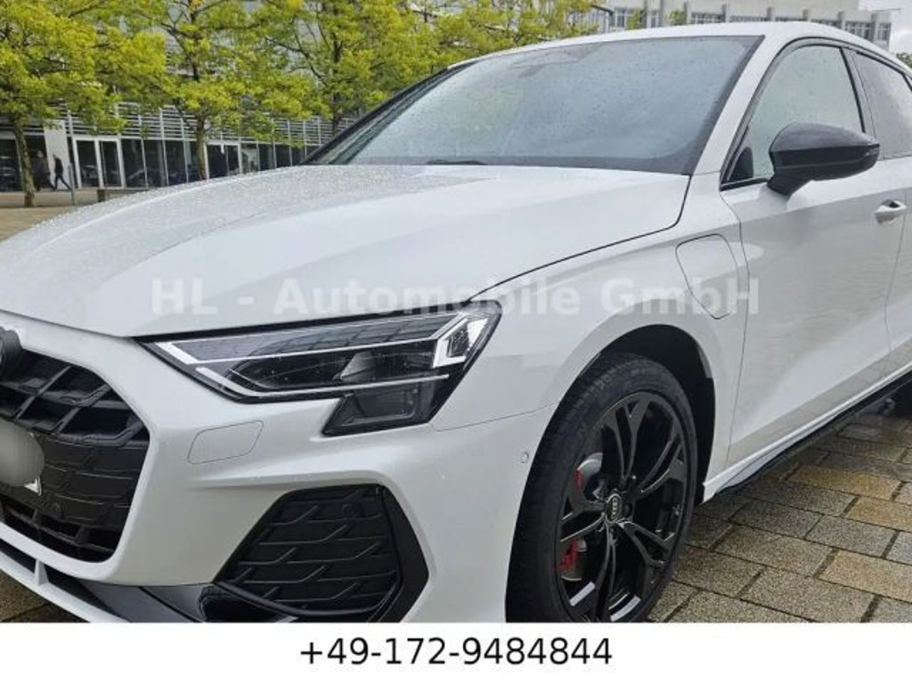 Audi A3 Sportback Sedan S-Line Hybride