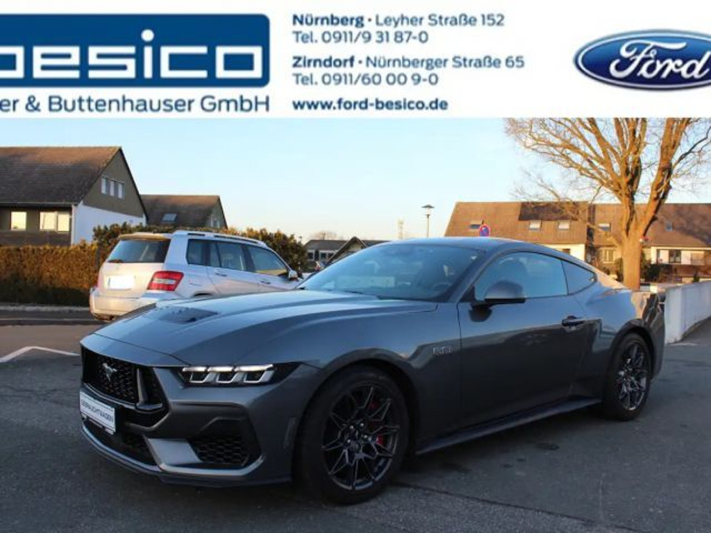 Ford Mustang Fastback GT 5.0 V8