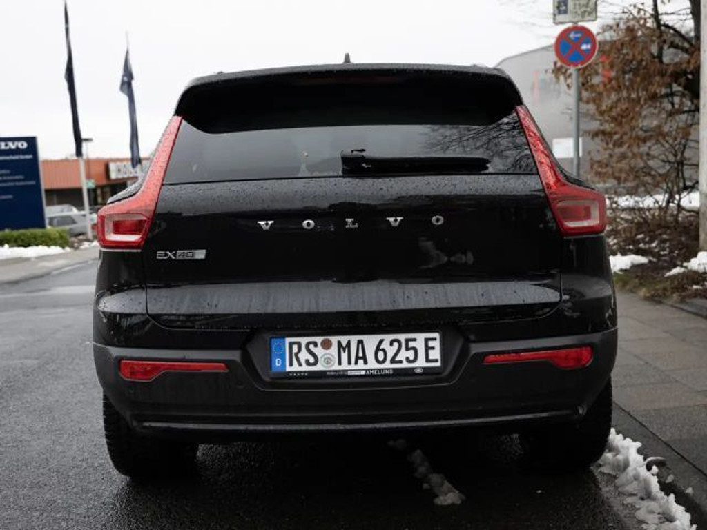Volvo EX40