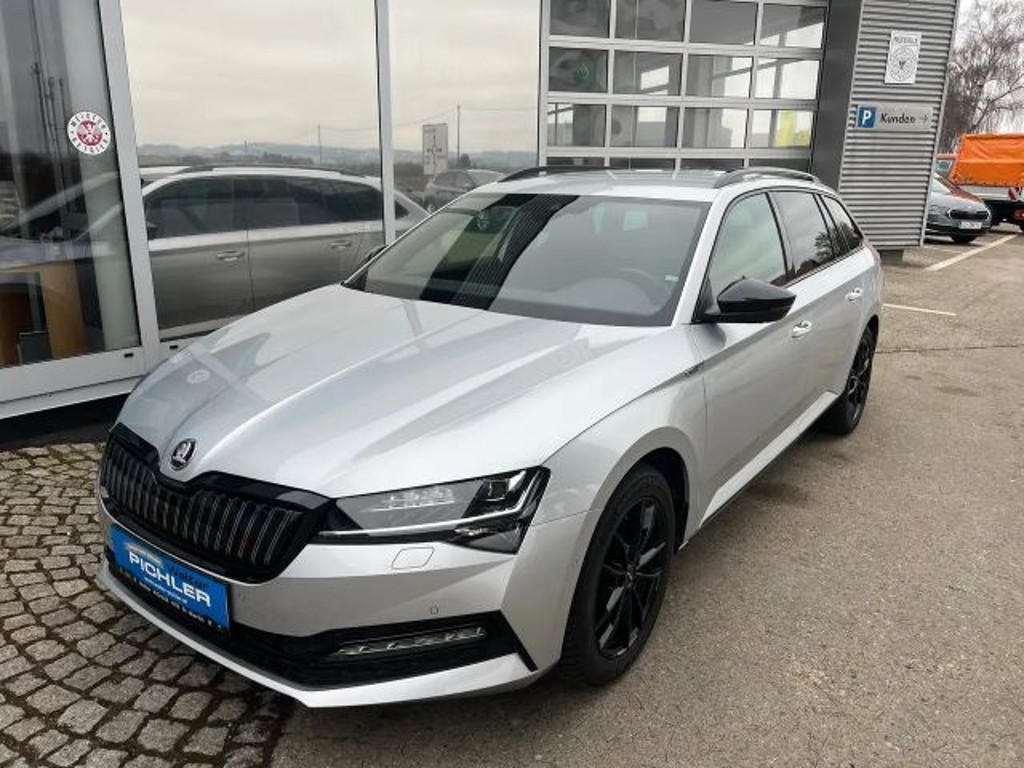 Skoda Superb Sportline iV