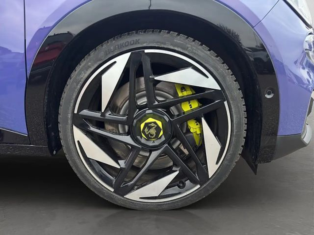 Abarth 600e Scorpionissima