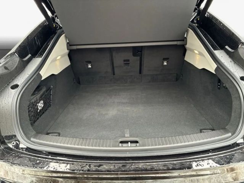 Volvo ES90