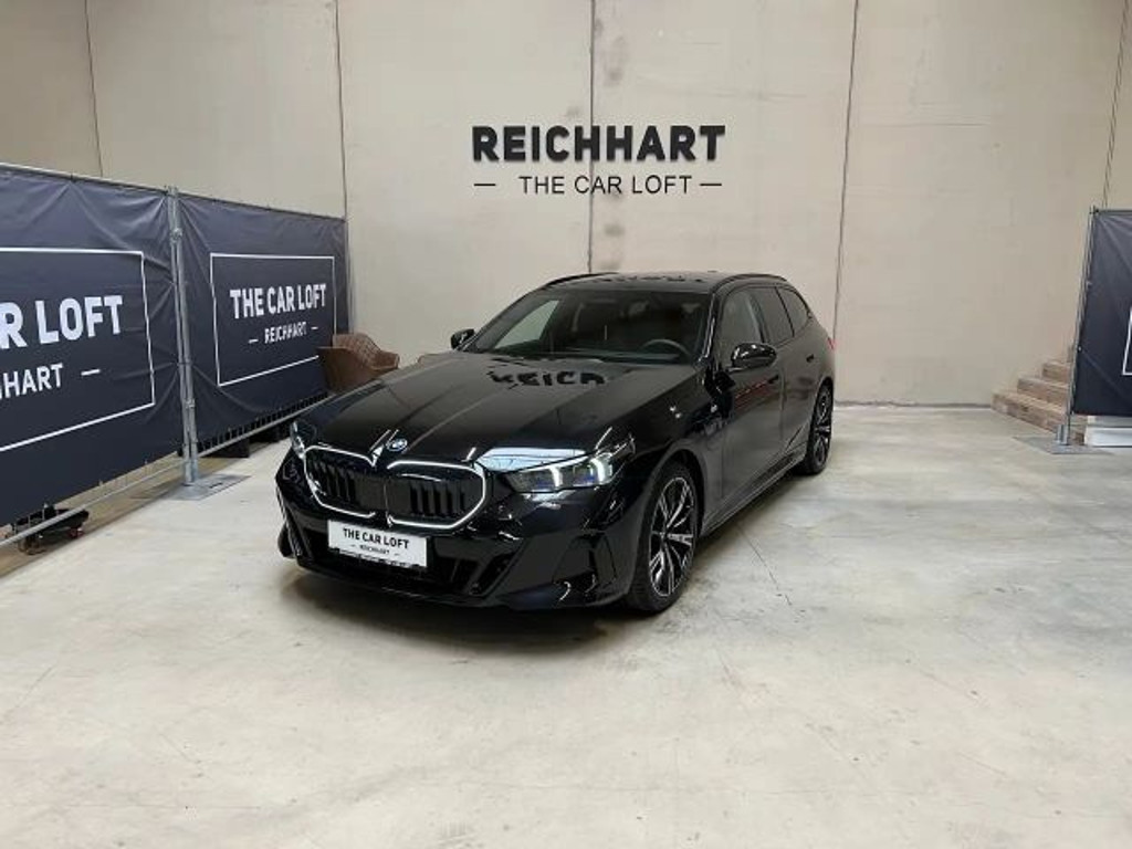 BMW 5 Serie 530 M-Sport xDrive Touring 530e