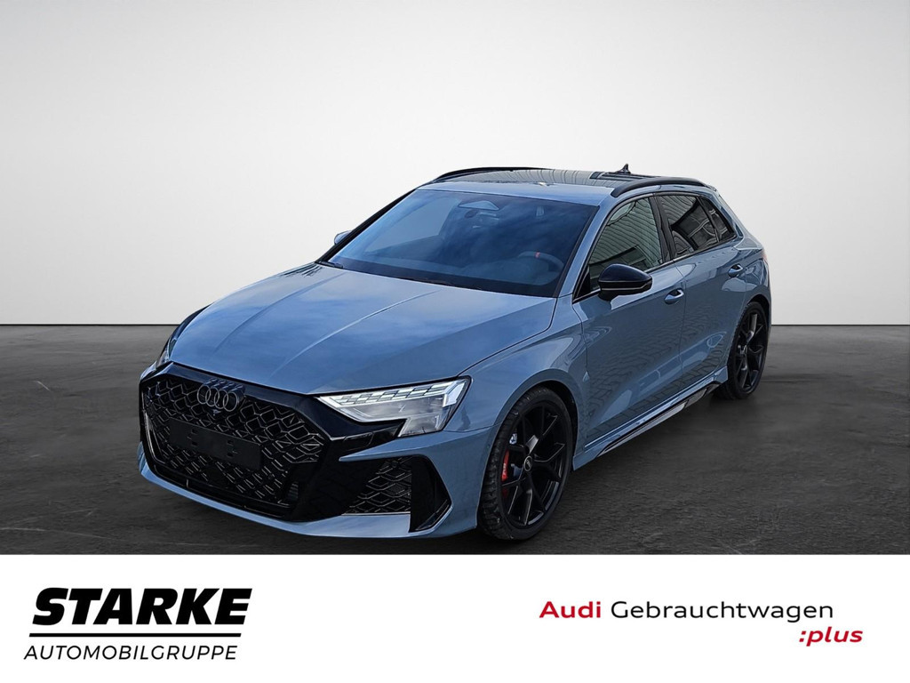 Audi RS3 Sportback Sedan S-Tronic