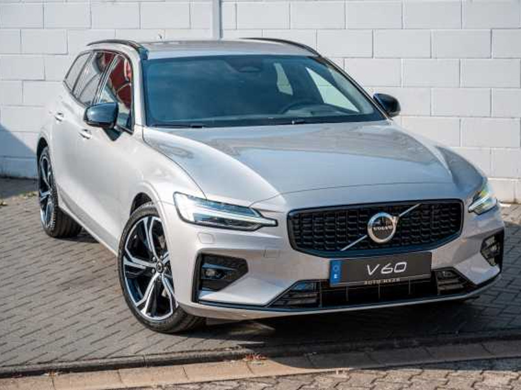 Volvo V60 Plus Dark