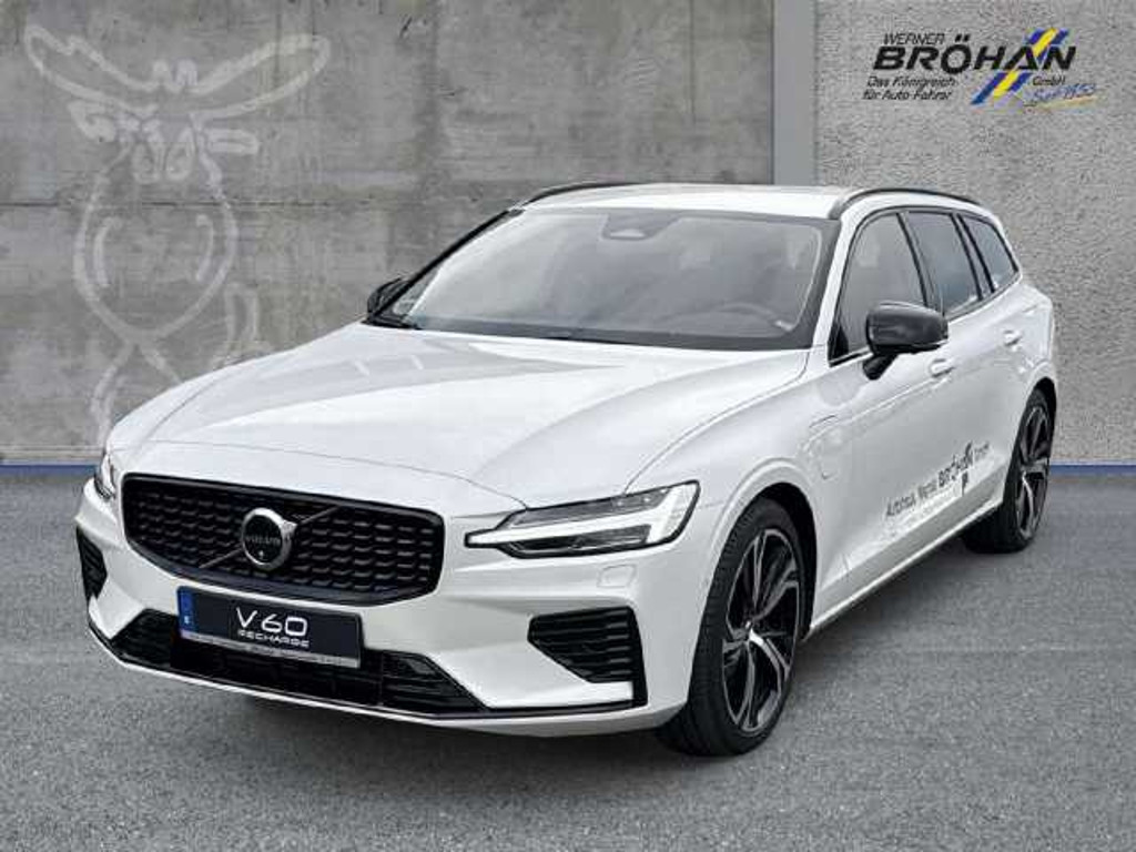 Volvo V60 AWD Hybrid Recharge Plus Dark