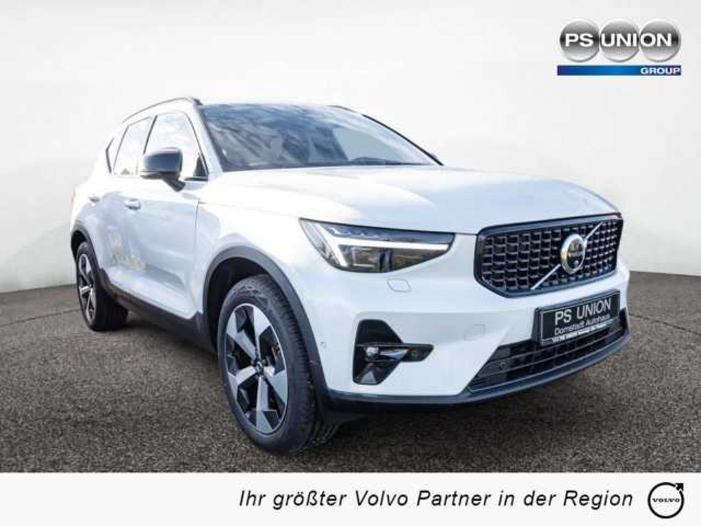 Volvo XC40 Plus Dark