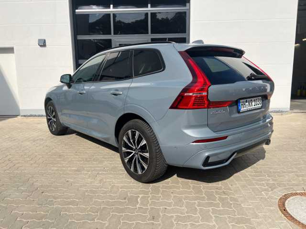 Volvo XC60 Plus Dark