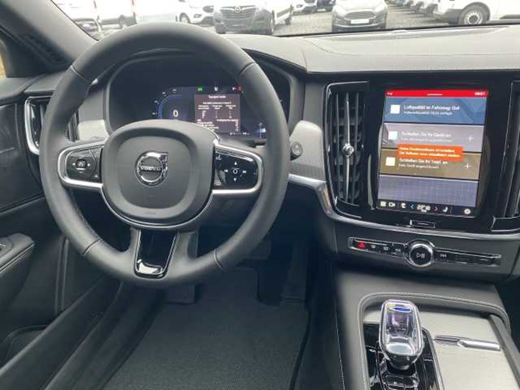 Volvo V90 Cross Country