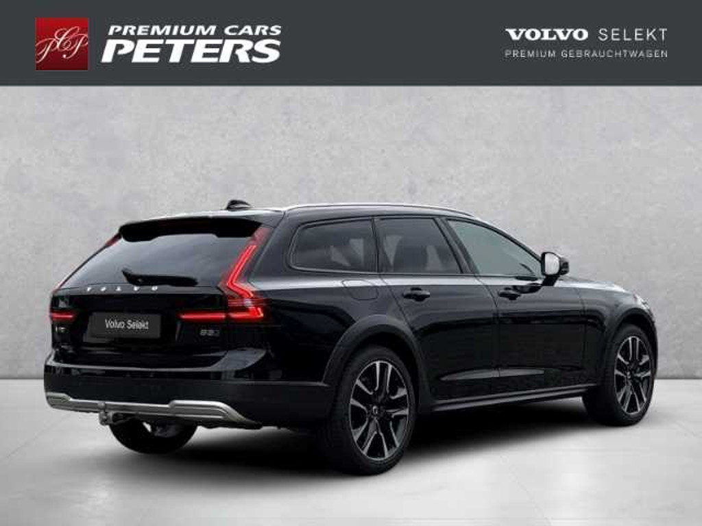 Volvo V90 Cross Country