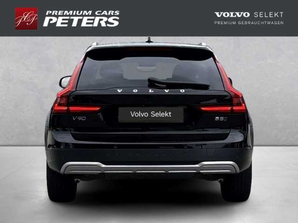 Volvo V90 Cross Country