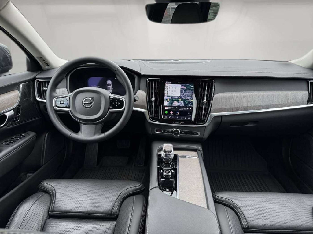 Volvo V90 Cross Country