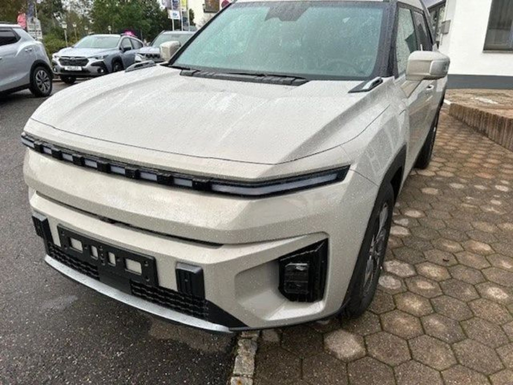 SsangYong Torres EVX