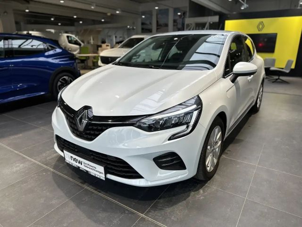 Renault Clio Intens E-Tech