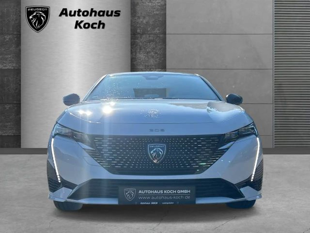Peugeot e-308