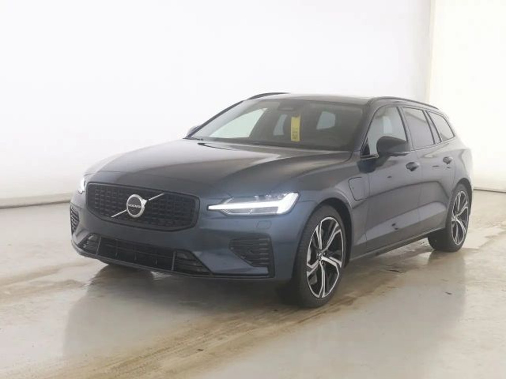 Volvo V60 AWD T8 Hybrid Recharge Dark Ultra