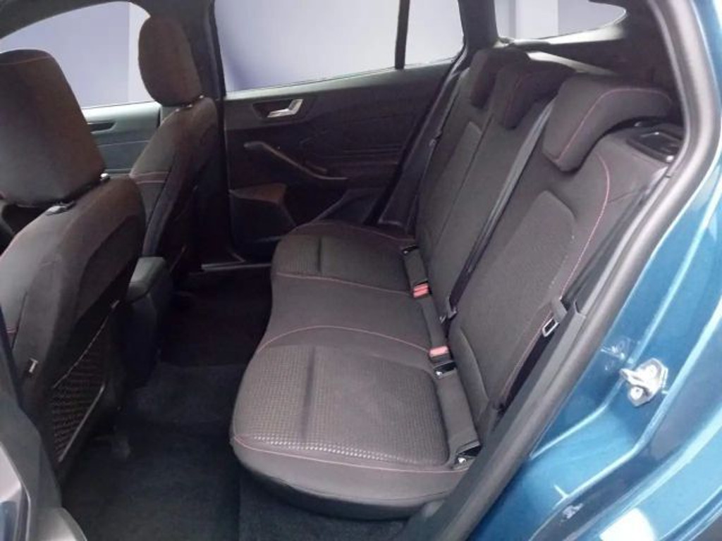 Ford Focus EcoBoost Wagon ST Line